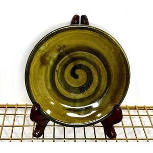 Signed Glazed Stoneware Studio Pottery Olive-Green Plate With Spiral Motif